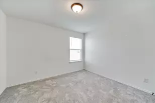 18920 Lady Bird Johnson St, Manor, TX 78653 - Photo 26