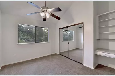 908 Poplar Street #204, Austin, TX 78705 - Photo 12