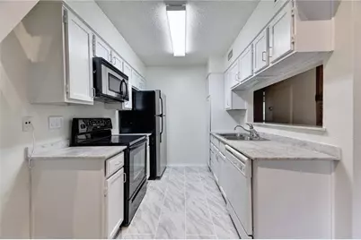 908 Poplar Street #204, Austin, TX 78705 - Photo 4