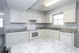 1326 Delano St, Austin, TX 78721 - Photo 12