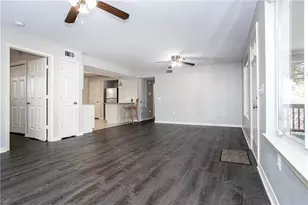 1326 Delano St, Austin, TX 78721 - Photo 10