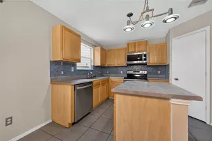 13636 Merseyside Dr, Pflugerville, TX 78660 - Photo 16