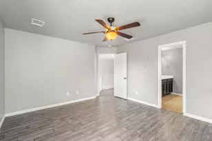 11502 Johnny Weismuller Ln, Austin, TX 78748 - Photo 16