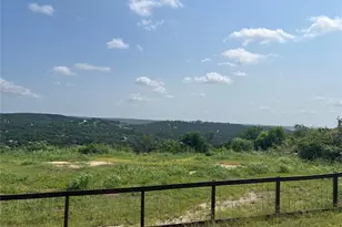 21207 Cherry Hollow Ct, Leander, TX 78641 - Photo 10