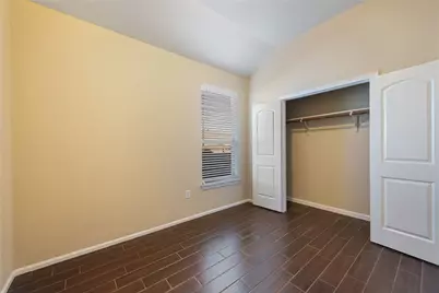 101 Creekside Villa Drive, Kyle, TX 78640 - Photo 6