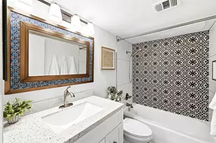 505 W 7th St, Austin, TX 78701 - Photo 14
