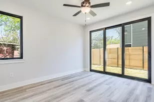 206 E Wonsley Dr, Austin, TX 78753 - Photo 10