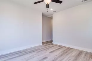 206 E Wonsley Dr, Austin, TX 78753 - Photo 12