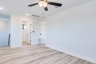 206 E Wonsley Dr, Austin, TX 78753 - Photo 20