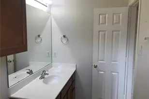 1481 E Old Settlers Blvd, Round Rock, TX 78664 - Photo 10