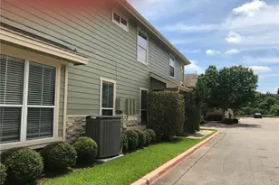 1481 E Old Settlers Blvd, Round Rock, TX 78664 - Photo 2