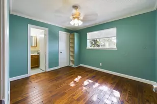 803 W 28th St, Austin, TX 78705 - Photo 4