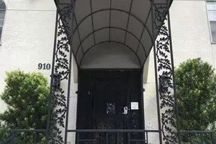 910 Duncan Ln, Austin, TX 78705 - Photo 1