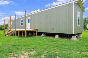 935 Lower Red Rock Rd, Bastrop, TX 78602 - Photo 24