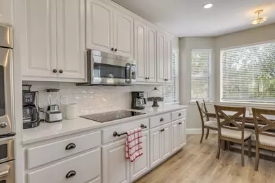704 Deckhouse Drive, Lago Vista, TX 78645 - Photo 6