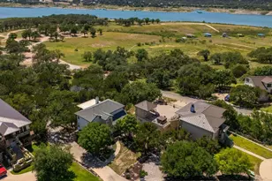 704 Deckhouse Dr, Lago Vista, TX 78645 - Photo 40