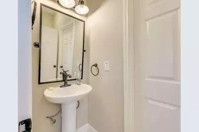 704 Deckhouse Drive, Lago Vista, TX 78645 - Photo 16