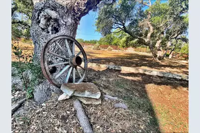 506 Beauchamp Road, Dripping Springs, TX 78620 - Photo 26