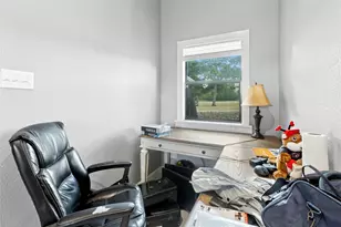 1498 Co Rd 313, Lexington, TX 78947 - Photo 16