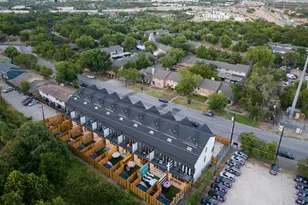 7104 Creekside Dr, Austin, TX 78752 - Photo 4