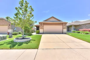 512 Rockport St, Georgetown, TX 78633 - Photo 2