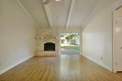 9410 E Meadow Vale, Austin, TX 78758 - Photo 4