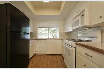 9410 E Meadow Vale, Austin, TX 78758 - Photo 12