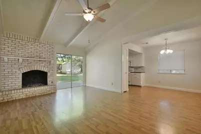 9410 E Meadow Vale, Austin, TX 78758 - Photo 8