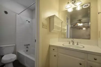 9410 E Meadow Vale, Austin, TX 78758 - Photo 18