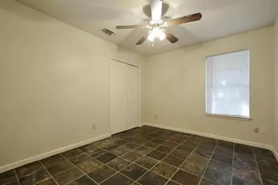 9410 E Meadow Vale, Austin, TX 78758 - Photo 20