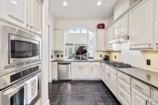 7800 Southwest Pkwy, Austin, TX 78735 - Photo 10