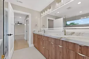 5018 Highland Ct, Austin, TX 78731 - Photo 12