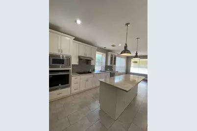 8800 Rattlebush Cove, Austin, TX 78750 - Photo 10