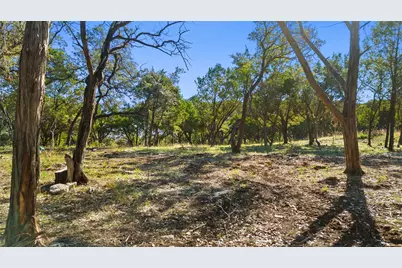 2 Martelli Lane, Austin, TX 78746 - Photo 8