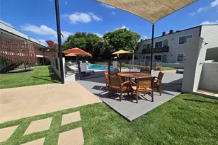 2200 Dickson Dr, Austin, TX 78704 - Photo 20