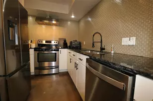 2200 Dickson Dr, Austin, TX 78704 - Photo 8