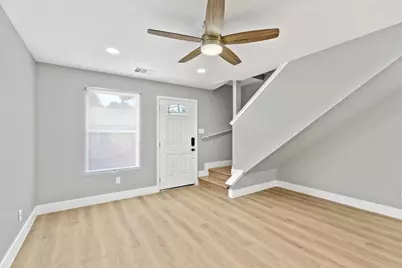3107 E 13th Street #B, Austin, TX 78702 - Photo 6
