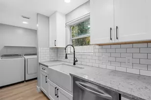 3107 E 13th St, Austin, TX 78702 - Photo 40