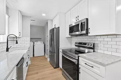 3107 E 13th Street #B, Austin, TX 78702 - Photo 10