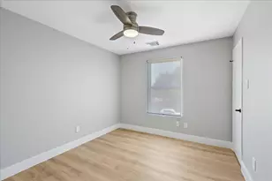 3107 E 13th St, Austin, TX 78702 - Photo 18