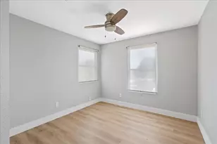3107 E 13th St, Austin, TX 78702 - Photo 20