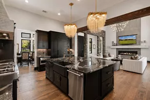 19204 Secretariat Pl, Spicewood, TX 78669 - Photo 8