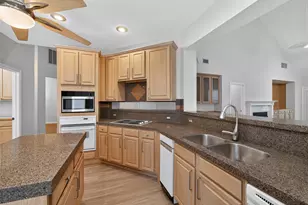 11029 Ballybunion Pl, Austin, TX 78747 - Photo 12