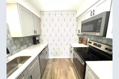 6108 Wheless Cv Cove #D, Austin, TX 78723 - Photo 8