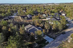 104 Kipapa Ct, Bastrop, TX 78602 - Photo 34