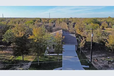 104 Kipapa Court, Bastrop, TX 78602 - Photo 34