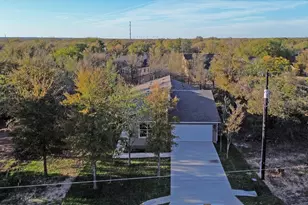 104 Kipapa Ct, Bastrop, TX 78602 - Photo 34
