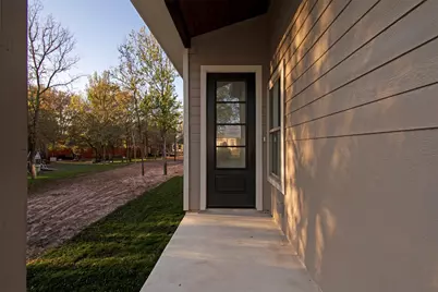 104 Kipapa Court, Bastrop, TX 78602 - Photo 4