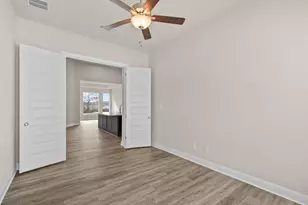 2005 Crimson Sunset Dr, Georgetown, TX 78628 - Photo 24