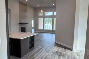 2005 Crimson Sunset Dr, Georgetown, TX 78628 - Photo 10